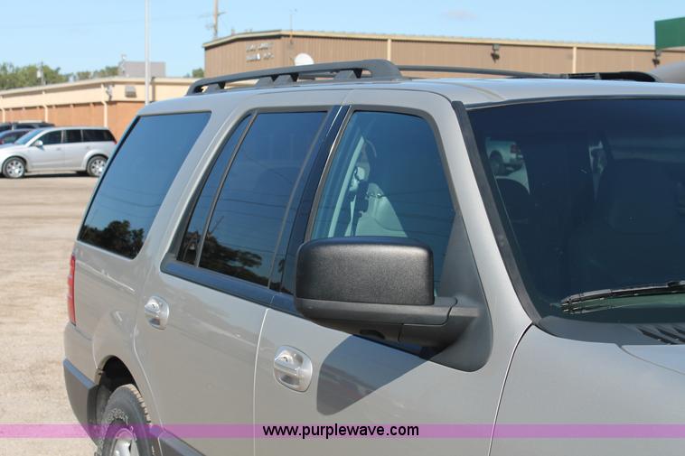 image for item AJ9266 2005 Ford Expedition XLT SUV