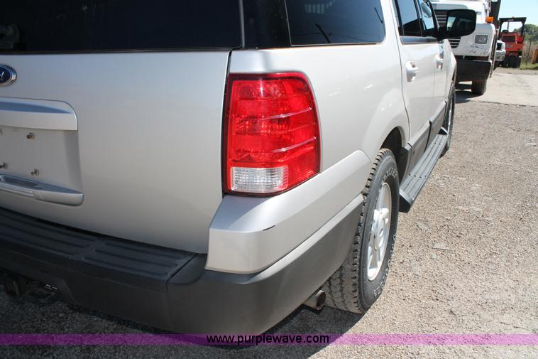 image for item AJ9266 2005 Ford Expedition XLT SUV
