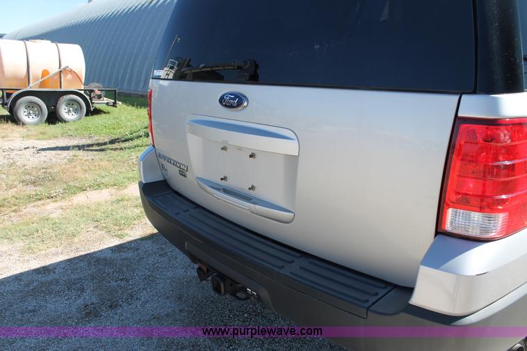 image for item AJ9266 2005 Ford Expedition XLT SUV