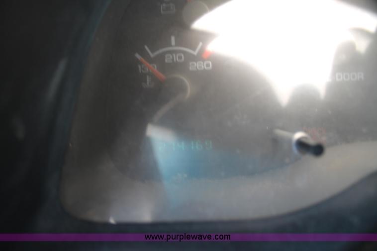 image for item AJ9267 1999 Dodge Ram 1500 pickup truck