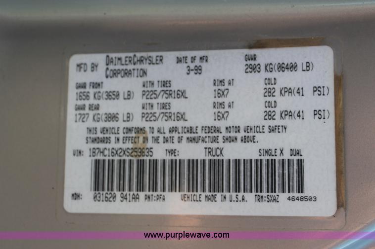 image for item AJ9267 1999 Dodge Ram 1500 pickup truck