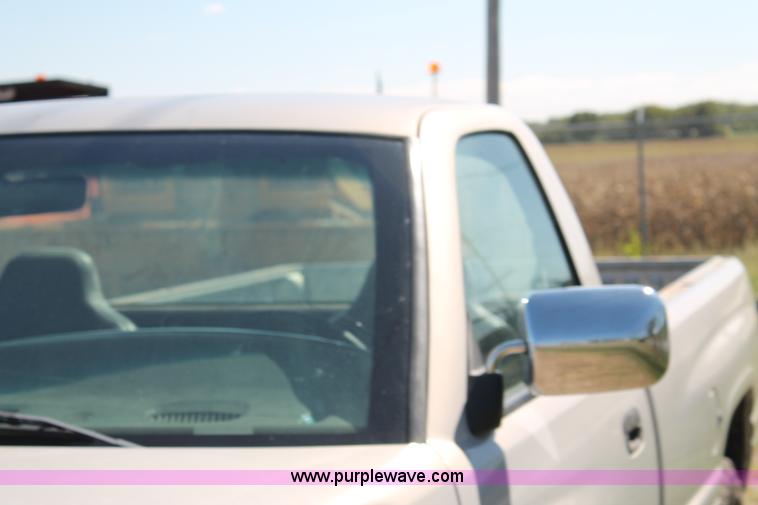 image for item AJ9267 1999 Dodge Ram 1500 pickup truck