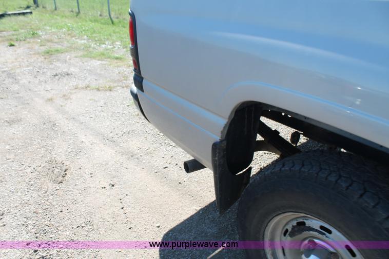 image for item AJ9267 1999 Dodge Ram 1500 pickup truck