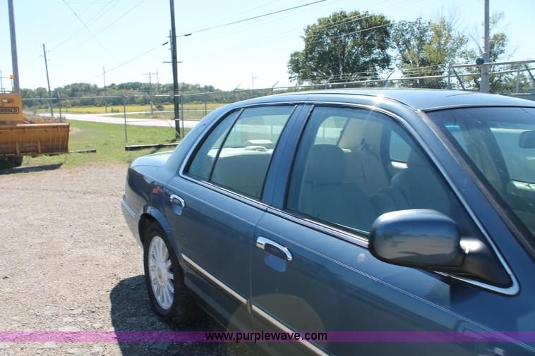 image for item AJ9268 2009 Mercury Grand Marquis LS