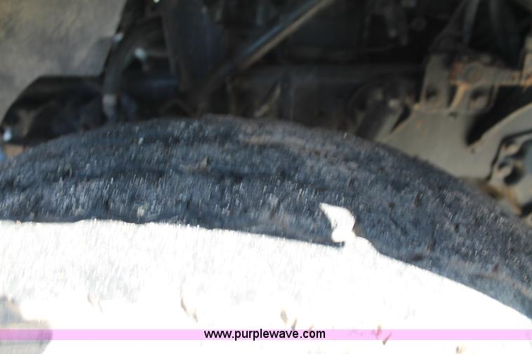 image for item AJ9269 1994 Ford LN9000 flatbed truck