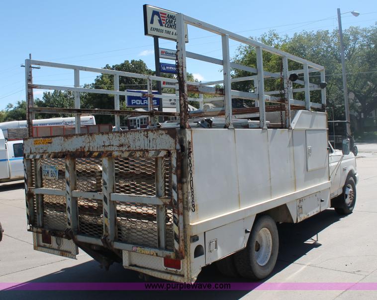 image for item AJ9271 1988 Ford F350 Custom mobile tire changing truck