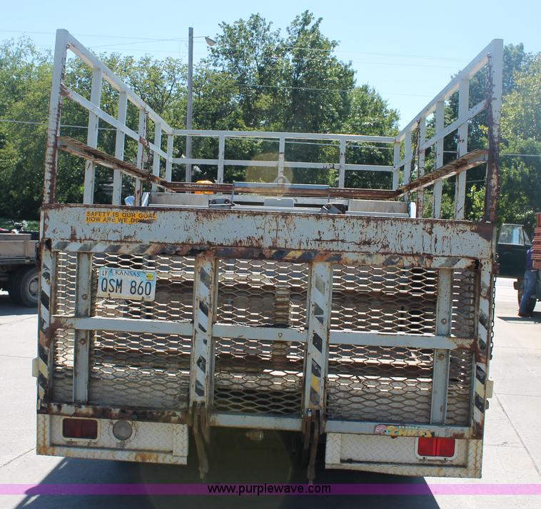 image for item AJ9271 1988 Ford F350 Custom mobile tire changing truck