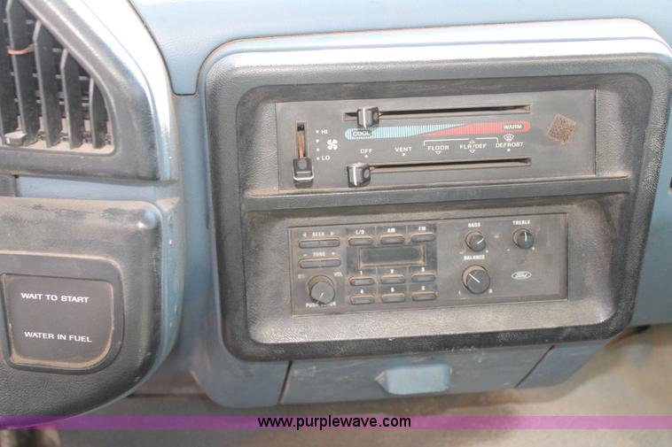 image for item AJ9271 1988 Ford F350 Custom mobile tire changing truck