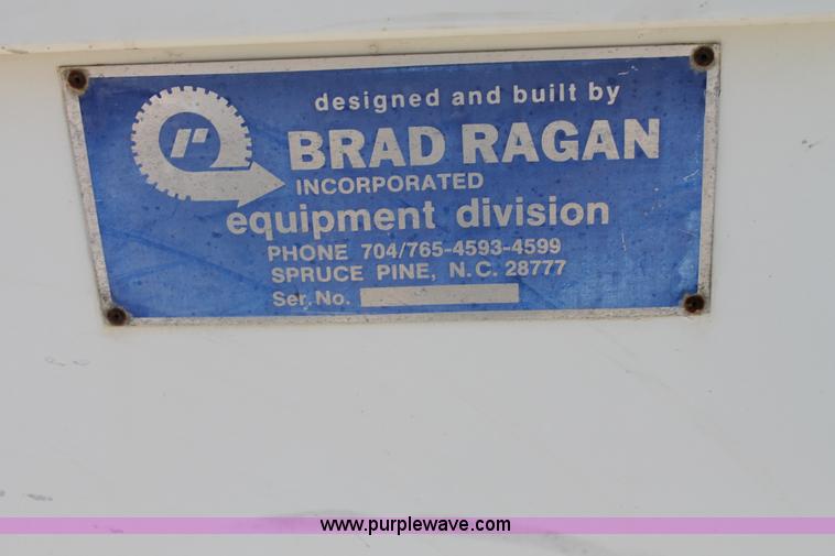 image for item AJ9271 1988 Ford F350 Custom mobile tire changing truck