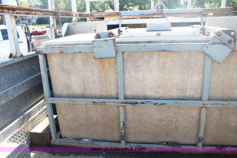 image for item AJ9271 1988 Ford F350 Custom mobile tire changing truck