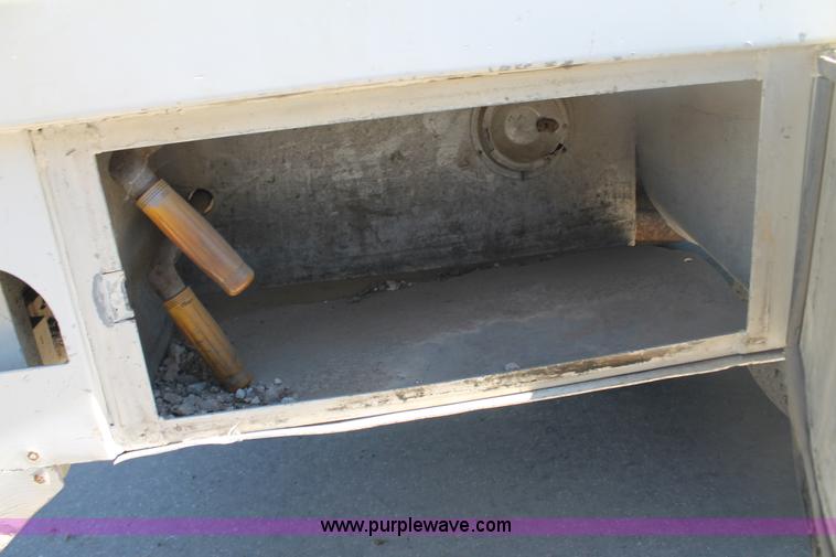 image for item AJ9271 1988 Ford F350 Custom mobile tire changing truck