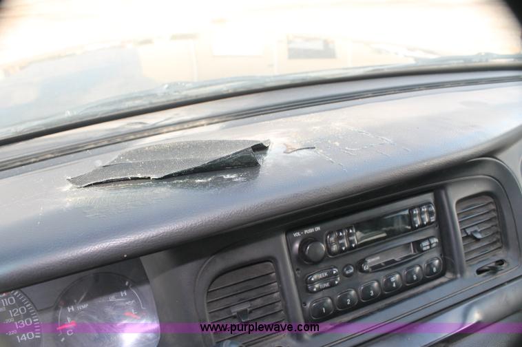 image for item AJ9306 2004 Ford Crown Victoria Police Interceptor