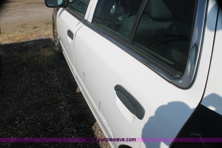 image for item AJ9306 2004 Ford Crown Victoria Police Interceptor