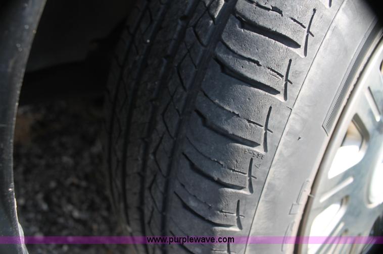 image for item AJ9306 2004 Ford Crown Victoria Police Interceptor