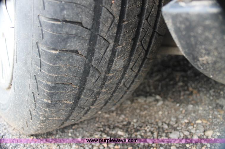 image for item AJ9306 2004 Ford Crown Victoria Police Interceptor