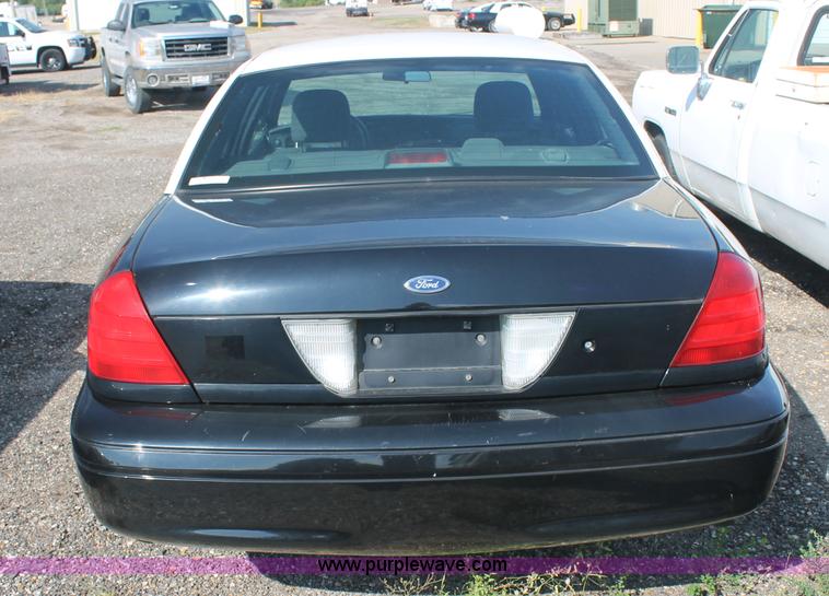 image for item AJ9308 2003 Ford Crown Victoria Police Interceptor