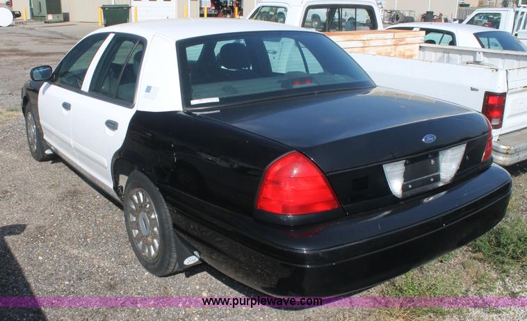image for item AJ9308 2003 Ford Crown Victoria Police Interceptor