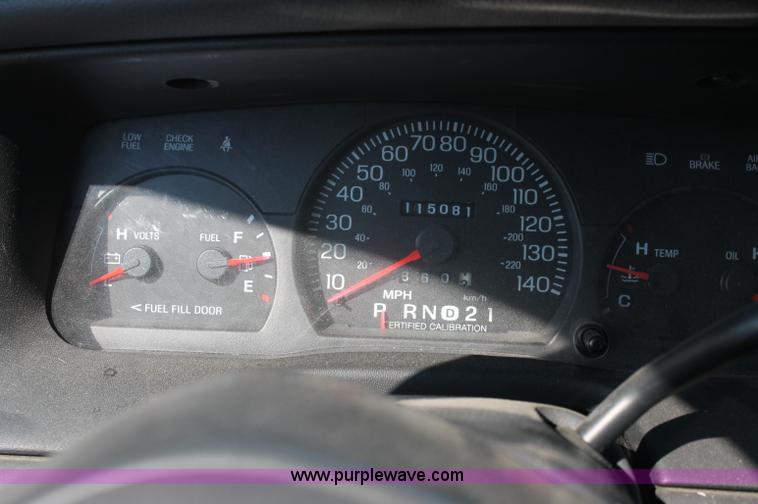 image for item AJ9308 2003 Ford Crown Victoria Police Interceptor