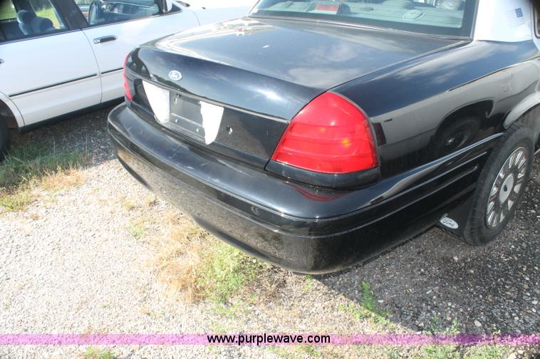 image for item AJ9308 2003 Ford Crown Victoria Police Interceptor