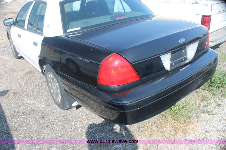 image for item AJ9308 2003 Ford Crown Victoria Police Interceptor