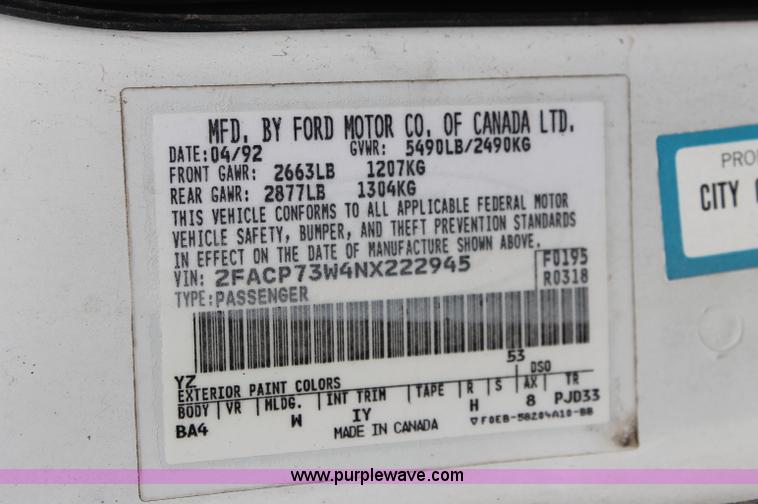 image for item AJ9309 1992 Ford Crown Victoria