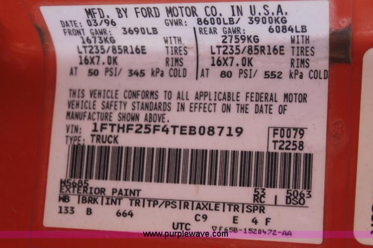 image for item AJ9315 1996 Ford F250 HD XL pickup truck