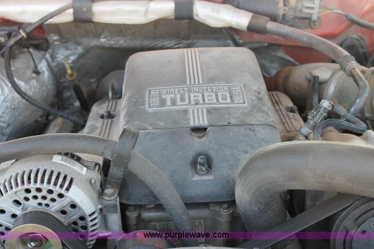 image for item AJ9315 1996 Ford F250 HD XL pickup truck