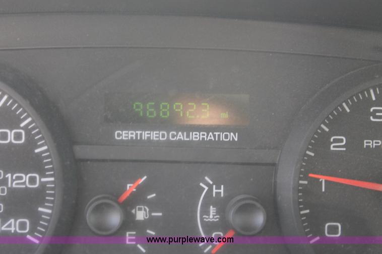 image for item AJ9325 2006 Ford Crown Victoria Police Interceptor