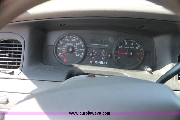 image for item AJ9326 2009 Ford Crown Victoria Police Interceptor