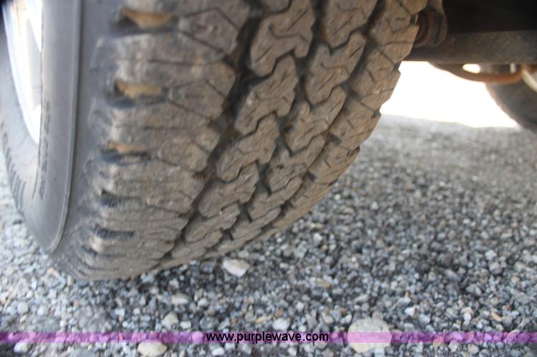 image for item AJ9327 2008 GMC Envoy SLE SUV