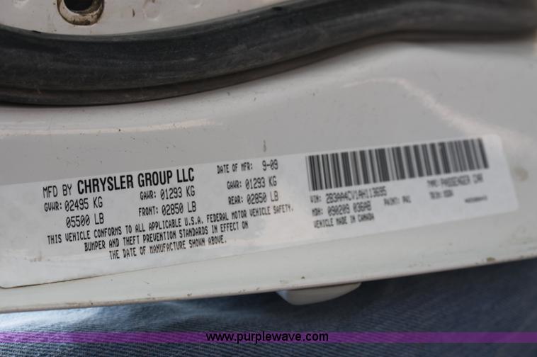 image for item AJ9331 2010 Dodge Charger