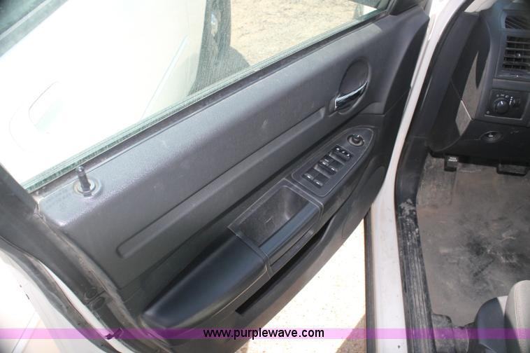 image for item AJ9333 2010 Dodge Charger