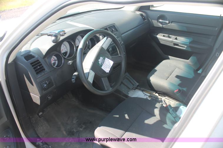 image for item AJ9333 2010 Dodge Charger