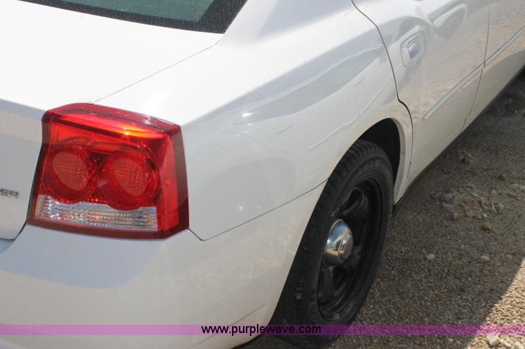 image for item AJ9333 2010 Dodge Charger