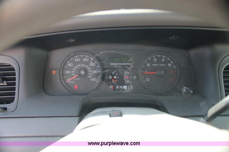 image for item AJ9336 2006 Ford Crown Victoria Police Interceptor
