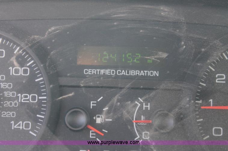 image for item AJ9336 2006 Ford Crown Victoria Police Interceptor