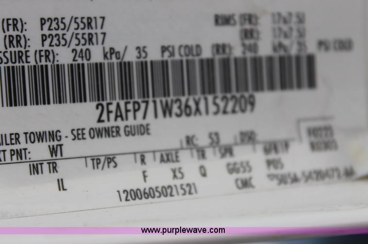 image for item AJ9336 2006 Ford Crown Victoria Police Interceptor