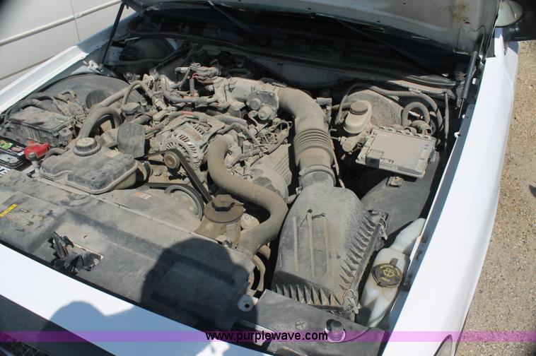 image for item AJ9336 2006 Ford Crown Victoria Police Interceptor