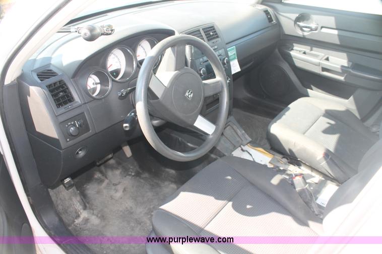 image for item AJ9338 2010 Dodge Charger