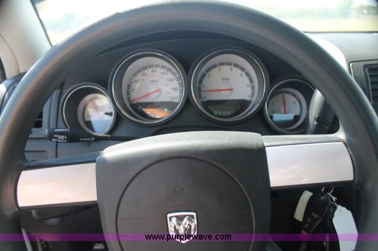 image for item AJ9338 2010 Dodge Charger