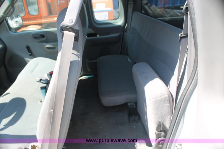 image for item AJ9342 2000 Ford F150 XLT SuperCab pickup truck