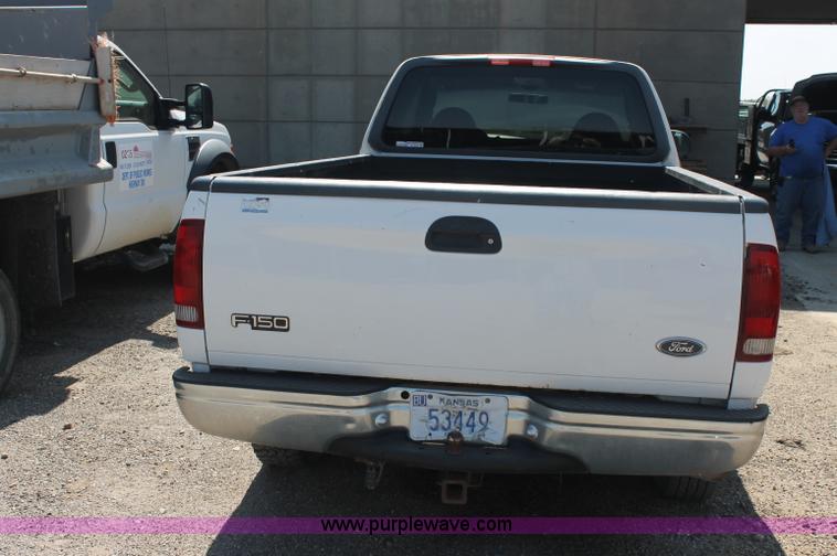 image for item AJ9342 2000 Ford F150 XLT SuperCab pickup truck