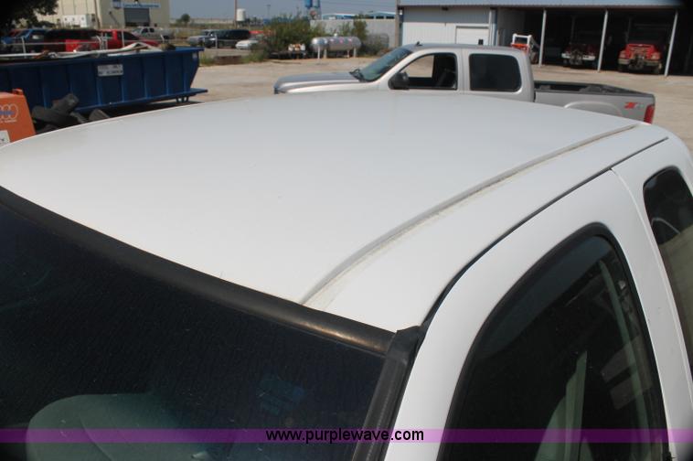 image for item AJ9342 2000 Ford F150 XLT SuperCab pickup truck