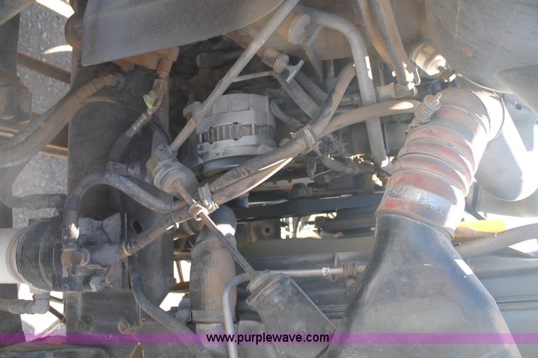 image for item AO9651 1998 International 8100 semi truck