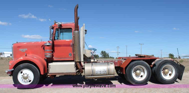 image for item AO9661 1973 Kenworth W923 semi truck