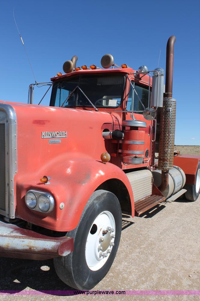 image for item AO9661 1973 Kenworth W923 semi truck