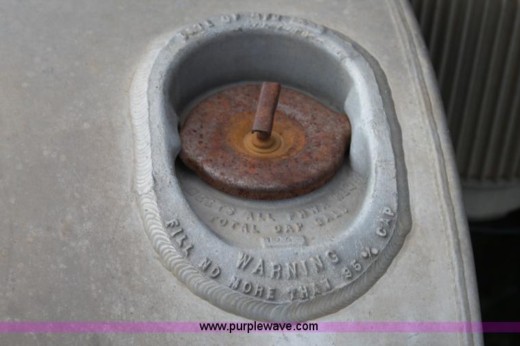 image for item AO9661 1973 Kenworth W923 semi truck