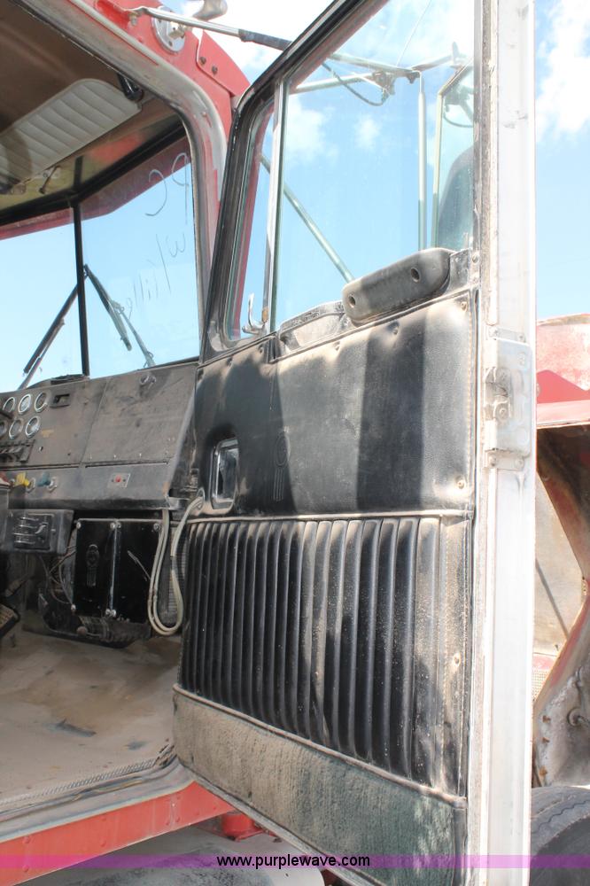 image for item AO9661 1973 Kenworth W923 semi truck