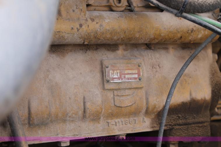 image for item AO9663 1989 Ford LTS9000 vacuum truck