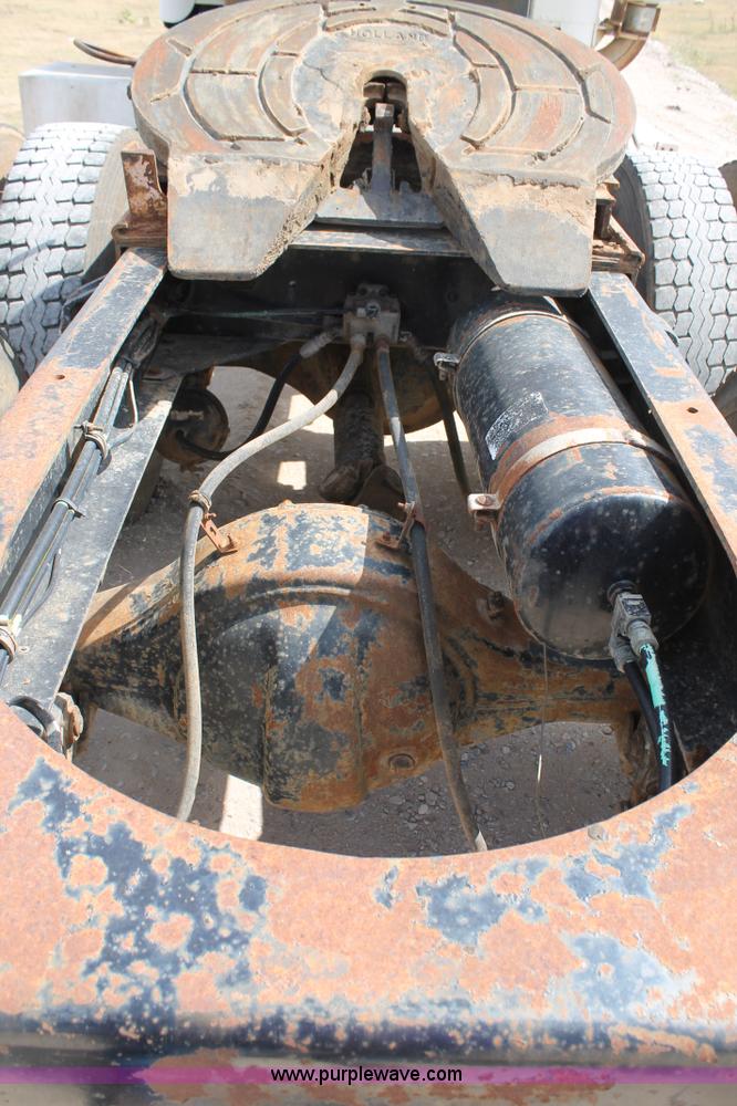 image for item AO9664 1987 Freightliner FLC-64T semi truck